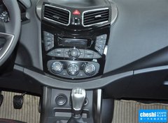 2015款 1.6L 手动豪华型天窗版