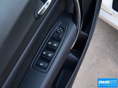 2015款 220i 敞篷轿跑车 领先型