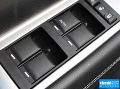 2015款 2.0L 自动 两驱豪华版