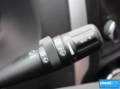 2015款 2.0L 自动 两驱豪华版