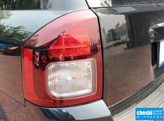 2015款 2.0L 自动 两驱豪华版
