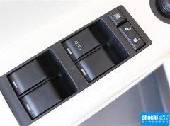2015款 2.0L 自动 两驱运动版