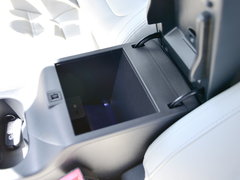 2015款 2.0TGI TST 四驱旗舰版