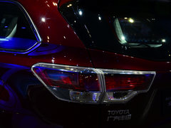 2015款 2.0T 四驱至尊版 7座