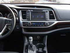 2015款 2.0T 四驱至尊版 7座