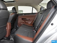 2015款 1.5L 手动 豪华型