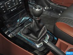 2015款 1.5L 手动 豪华型