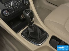 2015款 1.6L 手动 致享版