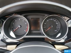 2015款 1.6L 手动 舒适型