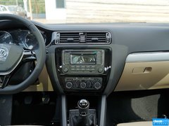 2015款 1.6L 手动 舒适型