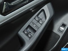 2015款 1.6L 自动 舒适型