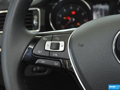 2015款 230TSI DSG 豪华型