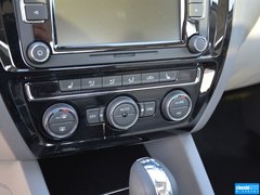2015款 230TSI DSG 豪华型