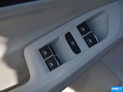 2015款 230TSI DSG 豪华型