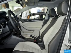 2015款 230TSI DSG 豪华型