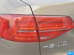 2015款 230TSI DSG 豪华型