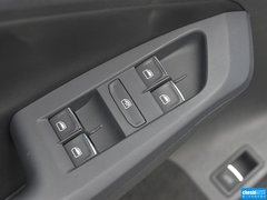 2015款 230TSI DSG 豪华型