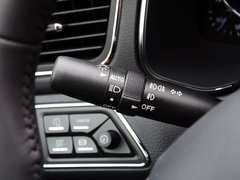 2015款 1.8T 自动 豪华型