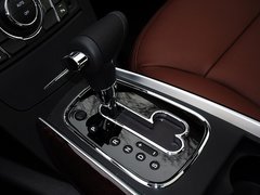 2015款 1.8T 自动 豪华型