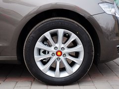 2015款 1.8T 自动 豪华型