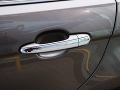 2015款 1.8T 自动 豪华型