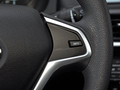 2015款 plus1.5L 手动 智趣型