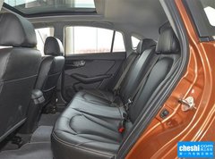 2015款 CROSS 1.5L 手动智尊型