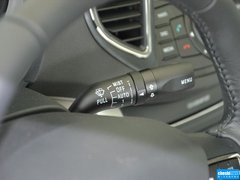 2015款 1.8T 自動 豪華型