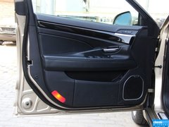 2015款 1.8T 自动 旗舰型