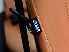 2015款 1.8T 自动 旗舰型