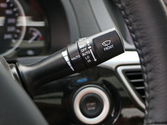 2015款 1.8T 自动 旗舰型