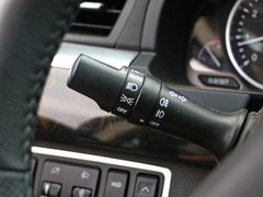 2015款 1.8T 自动 旗舰型