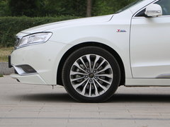 2015款 1.8T 自动 旗舰型