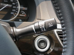 2015款 1.8T 自动 旗舰型