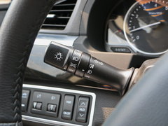 2015款 1.8T 自动 旗舰型