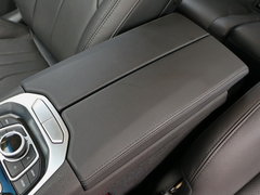 2015款 1.8T 自动 旗舰型