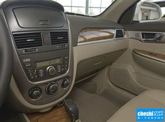 2015款 1.5L 自动 尊享型
