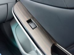 2015款 1.8T 自动 旗舰型