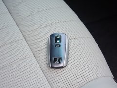 2015款 1.8T 自动 旗舰型
