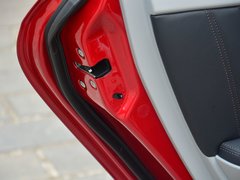 2015款 1.8T 自动 旗舰型