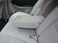 2015款 1.8T 自动 旗舰型