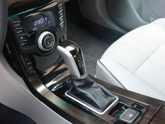 2015款 1.8T 自动 旗舰型