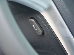 2015款 1.8T 自动 旗舰型