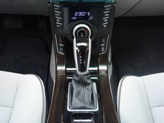 2015款 1.8T 自动 旗舰型