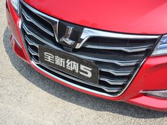 2015款 1.8T 自动 旗舰型