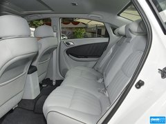 2015款 1.8T 自动 旗舰型