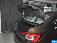 2015款 1.8T 自动 旗舰型