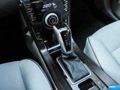 2015款 1.8T 自动 旗舰型
