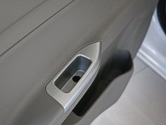 2015款 1.4L 手动 美满型