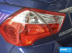 2015款 1.6L 手动 豪华版